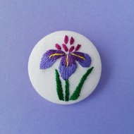 紫あやめ花菖蒲の刺繍ブローチ