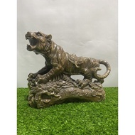 Bronze tiger statue