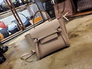Celine beige/Gold mirco belt bag 二手 杏色 鯰魚包