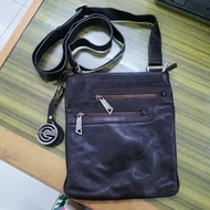 Men's bag. Full genuine leather. Minus. GANNI CONTI brand. Used. Read description