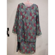 Preloved Baju Kurung Full Lace