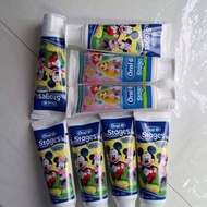 Oral b 幼兒牙膏