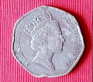 8051變體幣～英國1997年少肉（50便士）錢幣乙枚。