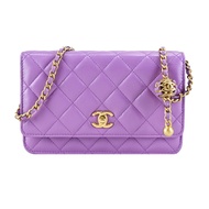 CHANEL 經典LOGO菱格紋小羊皮金球WOC手拿/斜背包(木槿紫)/平行輸入