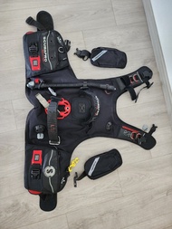 SCUBAPRO EQUATOR XS 潛水衣 BCD (含快卸配重袋), 1個, 黑色