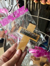 Fridge Magnet crucifix (wood) Manaoag