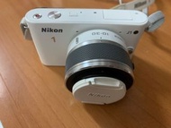 Nikon 1 J1 (10-30mm鏡頭)