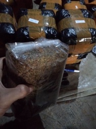 Daun Talas beneng kering 250 gram C Halus