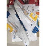 FELET FLASH PRO - WHITE (Free 1 Grip)