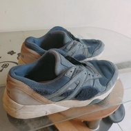 Preloved Sepatu Sneaker Puma Ori BWGH Paris