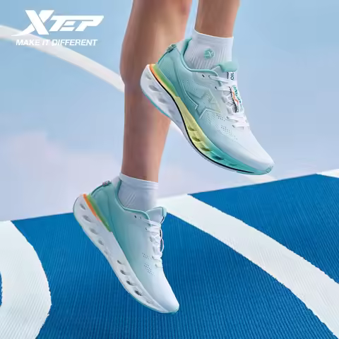 Xtep Reactive Coil 12.0 Running Shoes Male's 2025 Summer Elasticity Sports Shoes Rebound Cushioning 