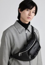 Lacoste 經典鱷魚Logo 腰包 胸包 側背包 黑色