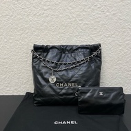 99新Chanel香奈兒黑色小牛皮銀扣22bag 中號鏈條包