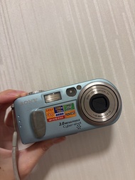 Sony Cyber-shot DSC-P2 CCD Digital Camera 數碼相機