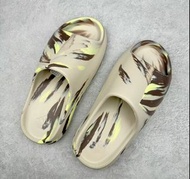 💜Adidas originals Yeezy Slide 百搭 EVA一字拖鞋 男女同款 Slippers for both men and women