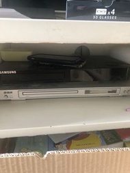 Samsung 及步步高DVD機 各一