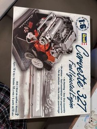 Revell Corvette 327 1:6 引擎模型