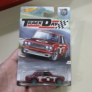 PUTIH Hot wheels track day datsun bluebird 510 white white good year 92