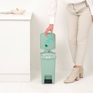 Brabantia PEDAL BIN STEPUP腳踏式環保分類垃圾桶10L-仙綠色