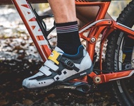 MIT【ADVANCED單車易卡鞋-男款白】車鞋 非卡鞋 硬底鞋 飛輪鞋