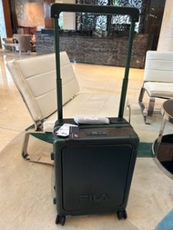 Fila 20 吋高端鋁合金框前開蓋黑綠混色特別版行李箱 Fila 20 inch aluminium frame luggage 54 x 39 x 24cm