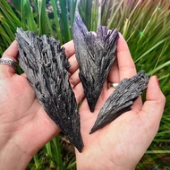 Wholesale Natural Raw Black Kyanite Crystals Rough Black Kyanite Mineral