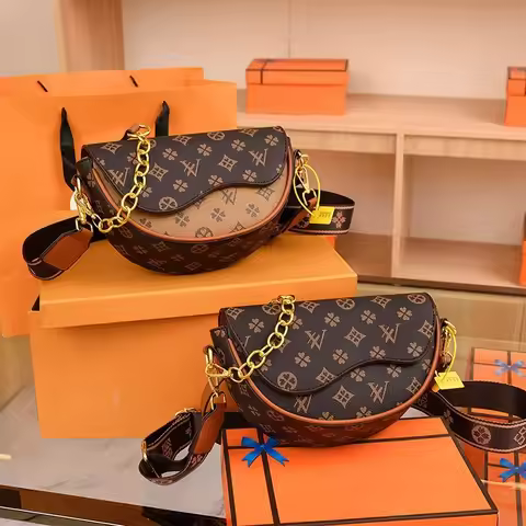 Ladies' Premium Half-Moon Saddle Bag 2026 Fashionable Niche Bag | Elegant Versatile Casual Shoulder