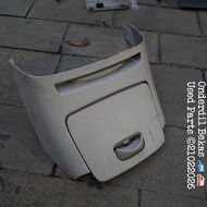 Honda Elysion gen 1 dashboard bottom center compartment