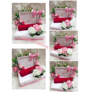 gubahan frame mas kahwin + bekas rantai tangan(soft pink white silver)