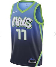 Nike Dallas Mavericks Luka Doncic City Edition 19-20 Swingman Jersey size M