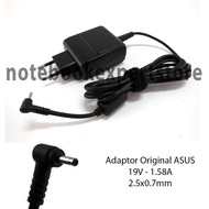 ASUS ORI Adaptor Charger Laptop ASUS 19V 1.58A / 2.5*0.7mm jack kecil plug-in 30W Asus EEE PC 1001 1005H 1008 1015H 1016 X101CH Series NOTEBOOK 10 / 11.6 INCI