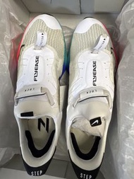 Nike FlyEase 運動鞋