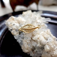 日本中古迷你金色小樹葉吊墜吊飾 古著珠寶首飾飾品項鍊頸鍊