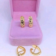 10k saudi gold clip earrings-650 clip earring clip on earrings