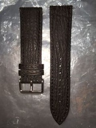 鯊魚皮黑色錶帶(扣位22mm)