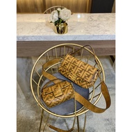 Fendi Baguette??170/165 Gift Box Packaging Fendi High-End Embossed Baguette Exquisite Short Shoulder