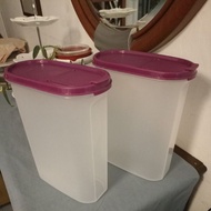 Cereal Container MM Oval IV WithFlip Top Seal 2.3L (1pc) Tupperware Brands