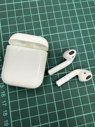 中古 二手 APPLE  A1602 AIRPODS A2031 A2032 有原廠盒 右耳續電情況不佳 藍芽耳機