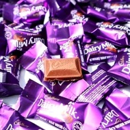 Cadbury Dairy Milk Chocolate  Neap Jar 405g Coklat