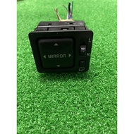 Daihatsu/Perodua side mirror switch with socket kenari/kelisa L700/L900(item halfcut)