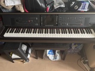 Yamaha Clavinova CVP 305 Digital Piano