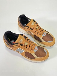 New Balance 2002R Gore-Tex 防水麥色男鞋