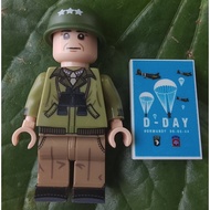 WW2 American General Bradley with D-Day poster