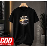 Bromo Mountain Short Sleeve T-Shirt with Mountain Scenery Motif - Climber T-Shirt