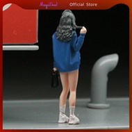 MagiDeal Miniature Diorama Girl Figure Trains Architectural People Figures 1/64 People