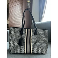 Tory burch authentic tote bag