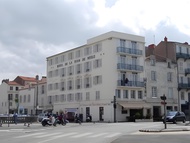 Tour de Nesle La Rochelle Vieux Port 3 etoiles