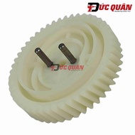 Large engine sprocket, DUM111, DUM604, UM600D, UM110D, UH201D Makita 135883-0