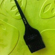 Hair color brush, black hair dye brush, LOREAL INOA