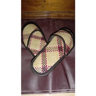 Hotel Slippers Woven Pandan Motif Sleeper Home Slippers Wholesale